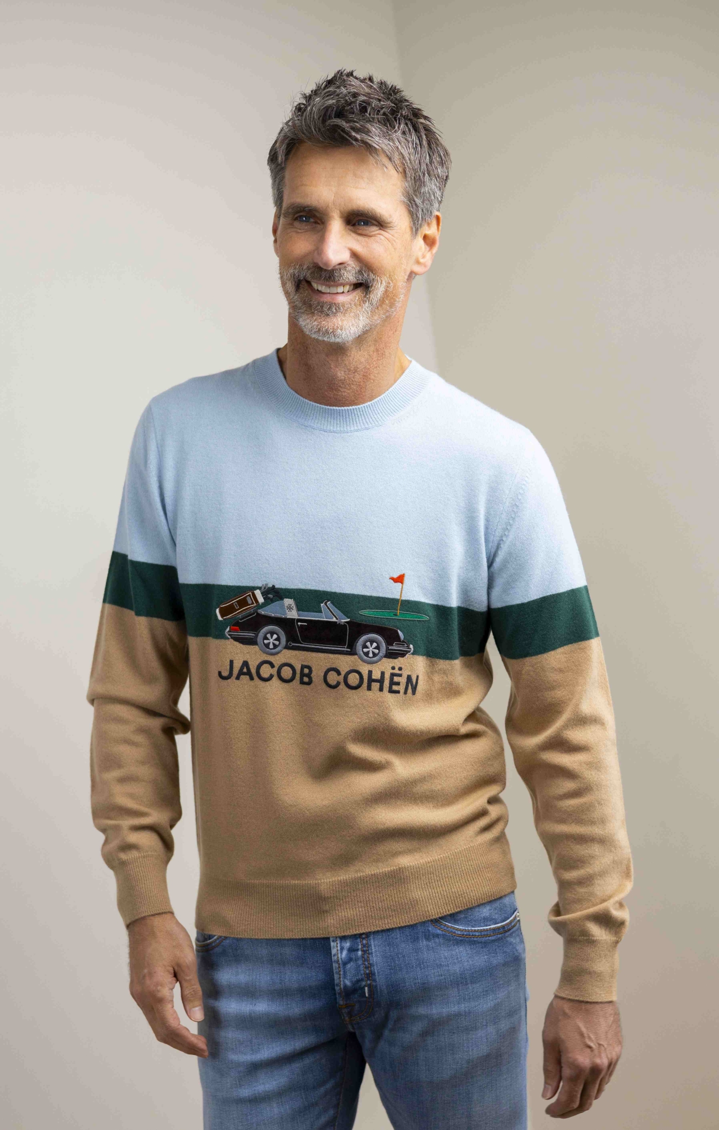 Jacob Cohen Escape Capsule