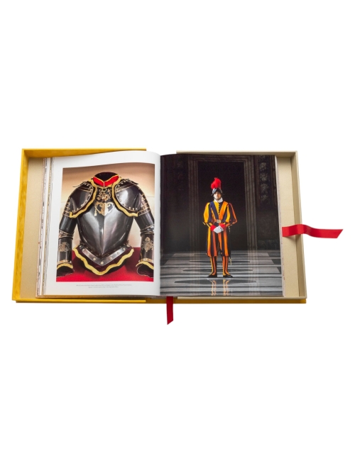 Assouline VATICAN: A PRIVATE VISIT TO A SECRET WORLD foto 9