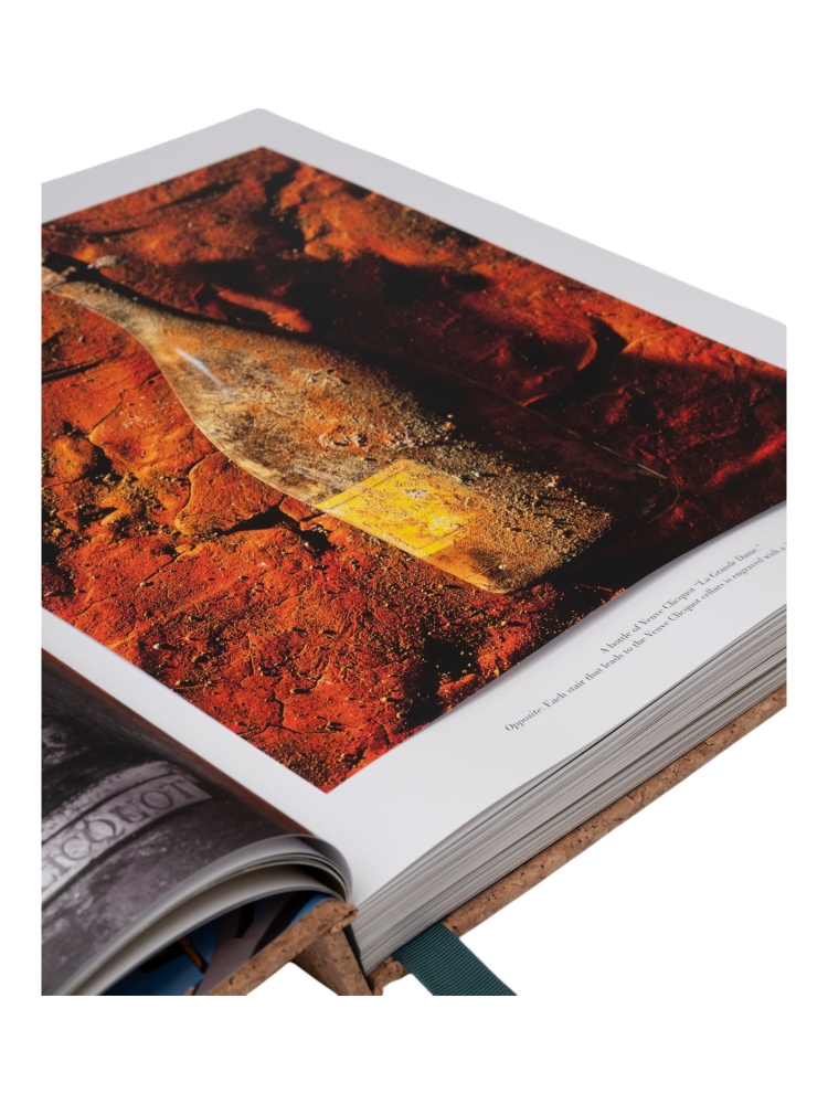 Assouline IMPOSSIBLE COLLECTION CHAMPAGNE .