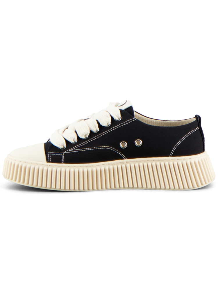 Rhun 2020 BLACK CANVAS